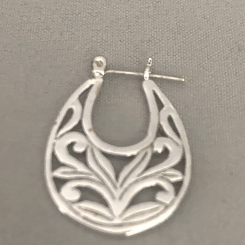 Pierced Sterling Silver Filagree Earring